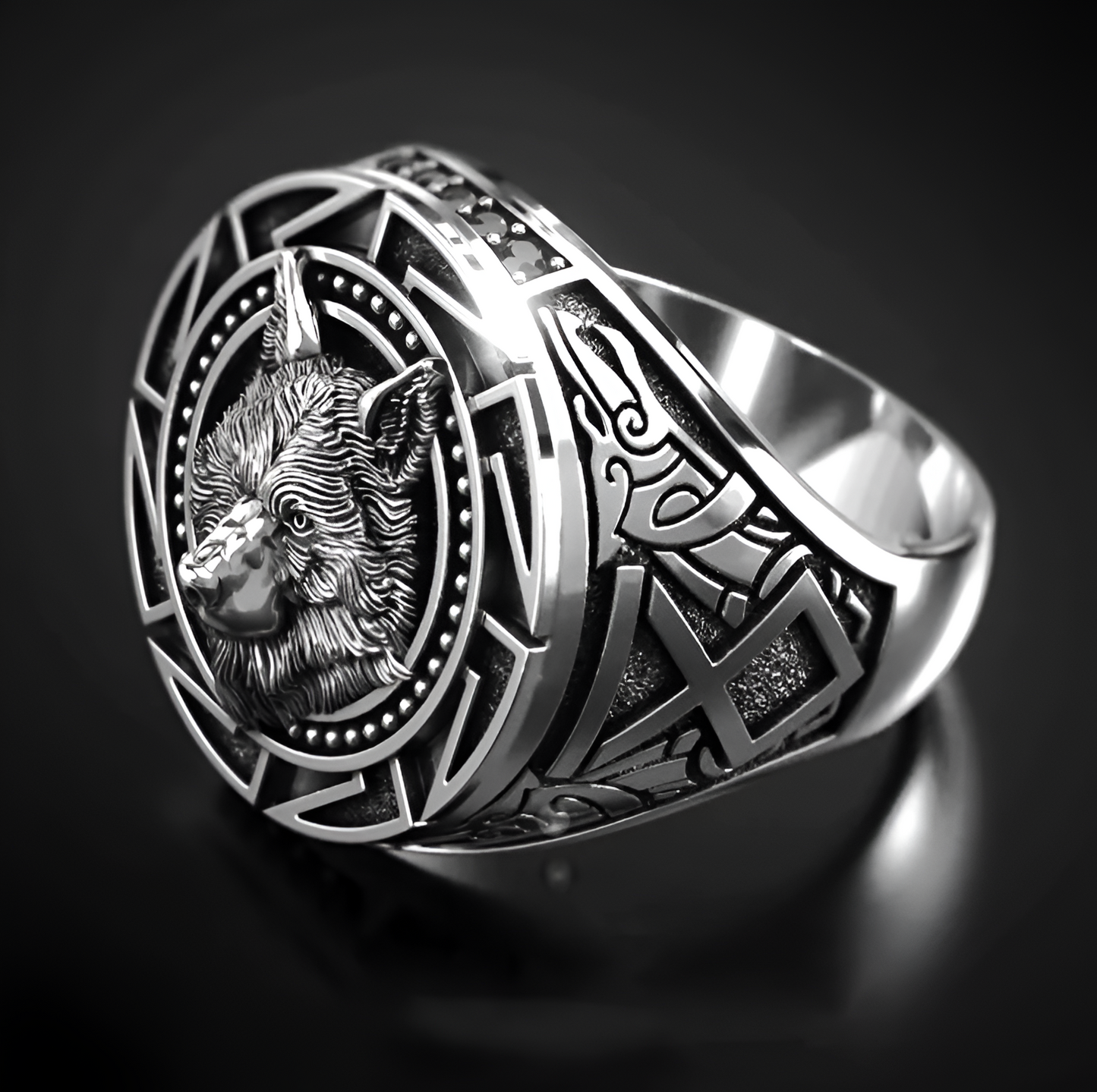 Norse Grey Wolf Ring