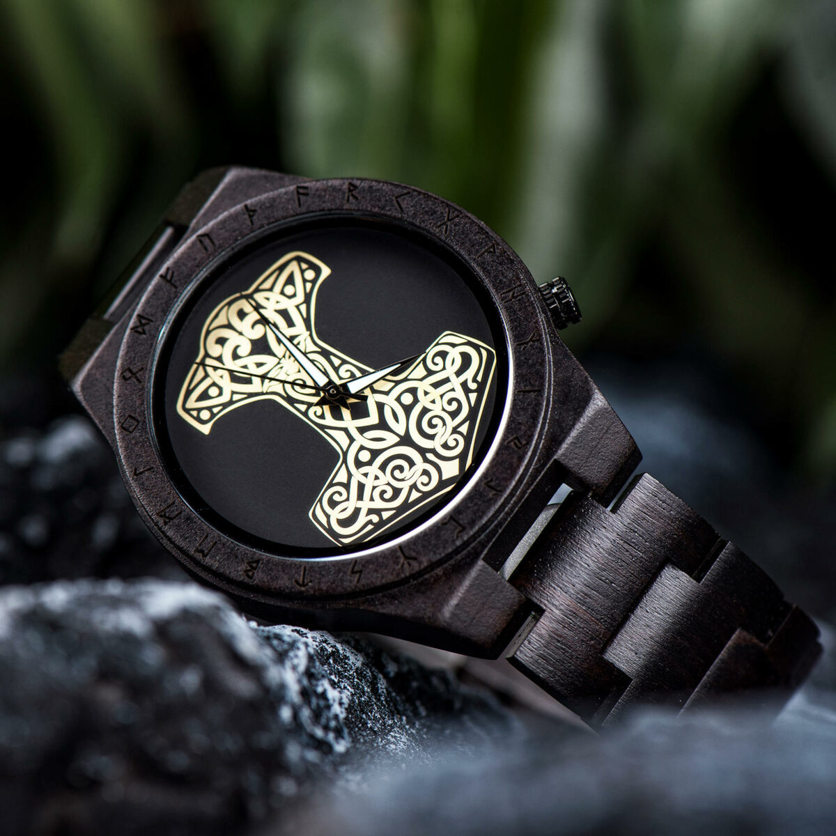 Mjölnir Watch